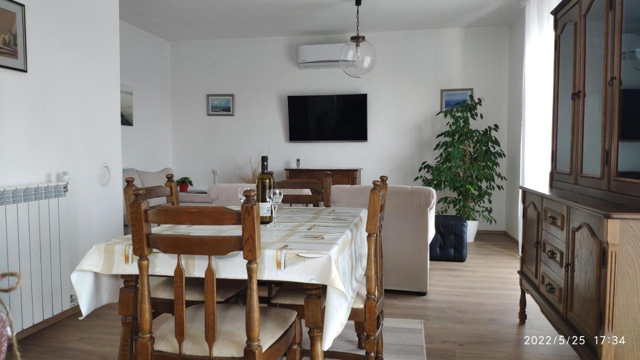 Apartment Rose Novi Vinodolski Zewnętrze zdjęcie